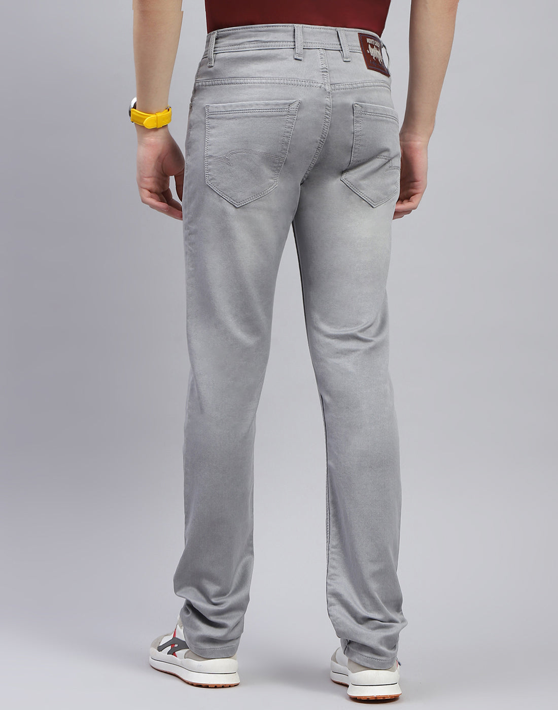 Men Grey Light Wash Narrow Fit Denim
