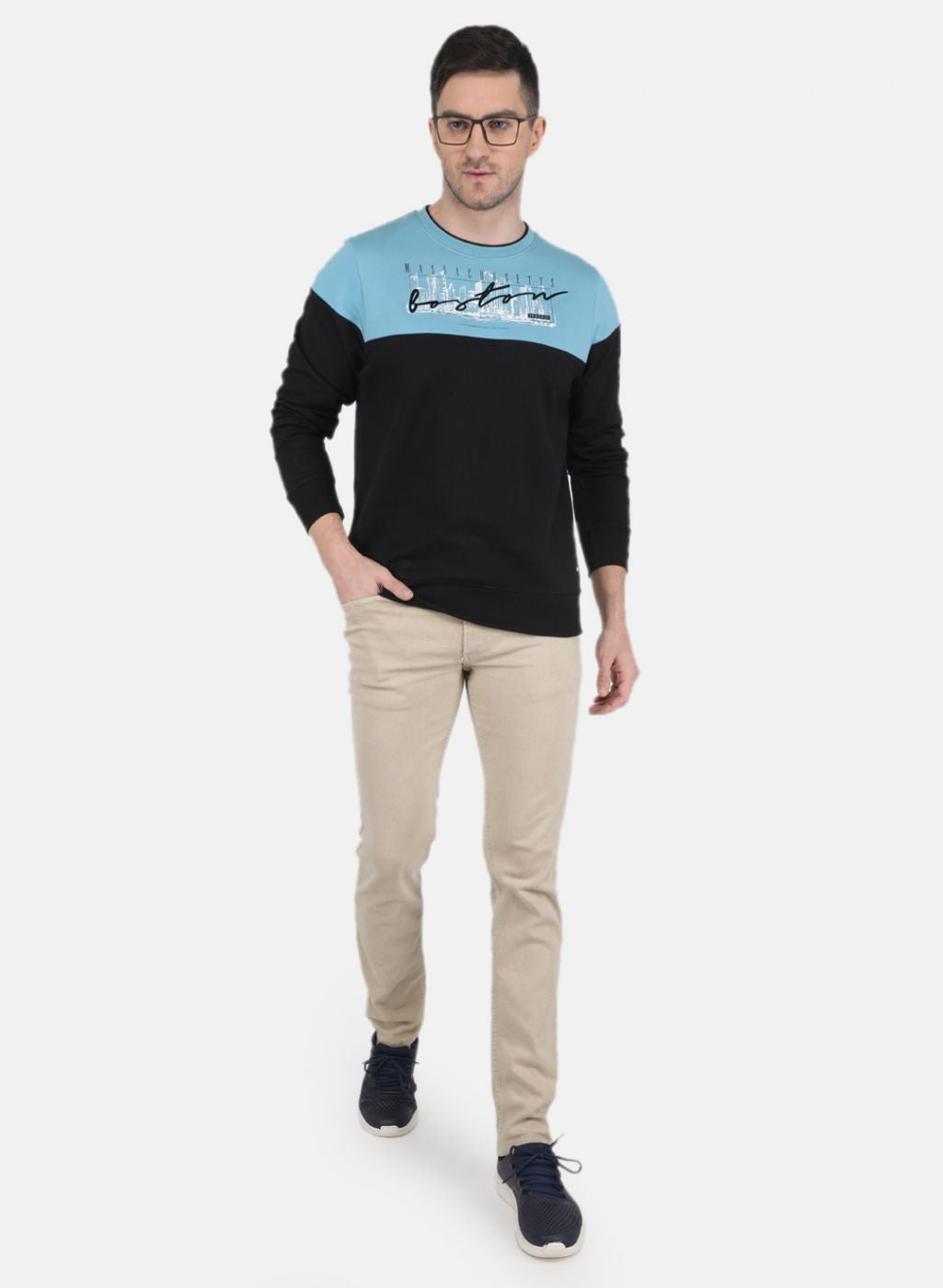 Men Black Solid Sweatshirt