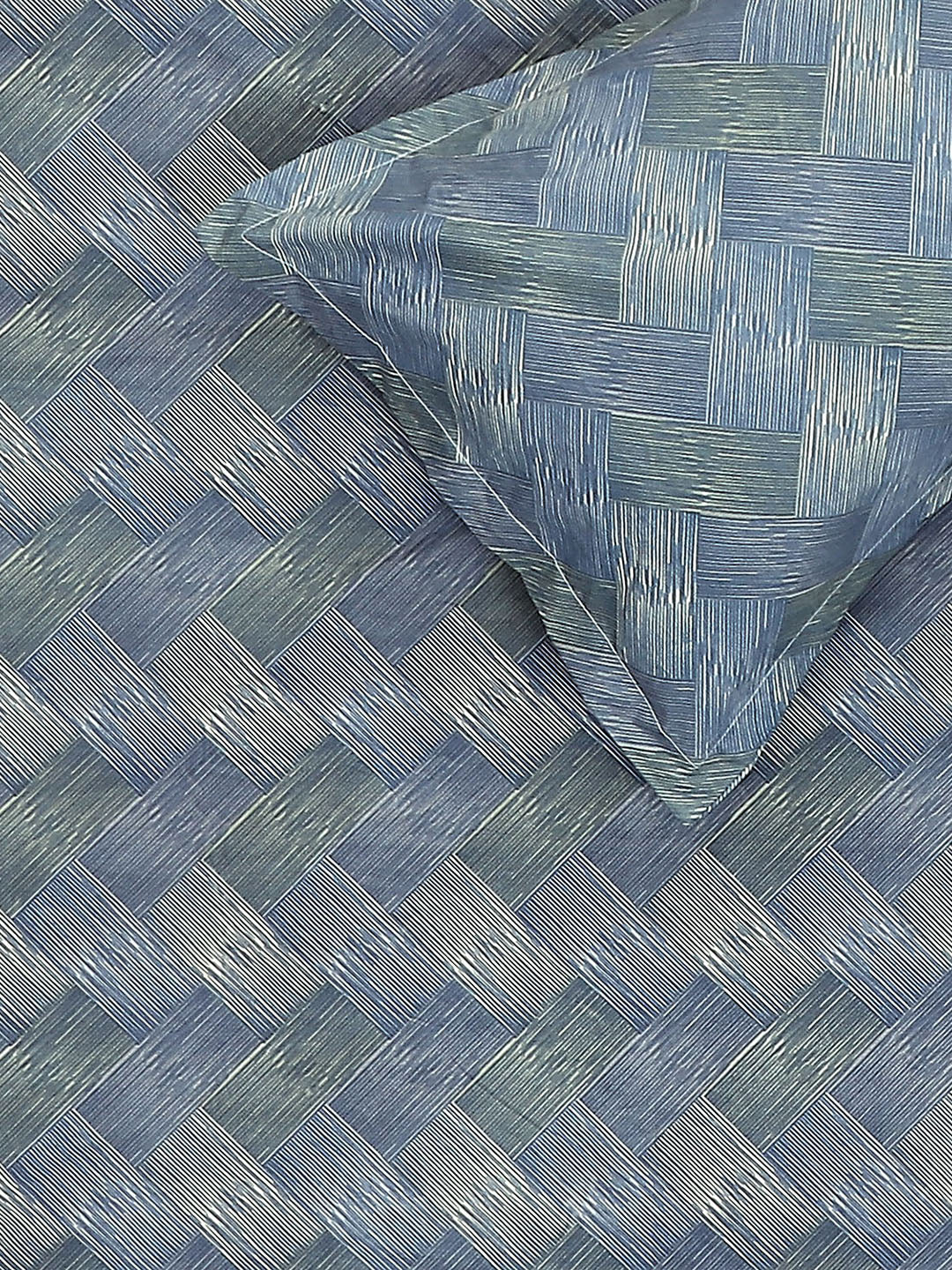 MOCA by Monte Carlo 120 GSM Microfibre Double Bedsheet with 2 Pillow Covers