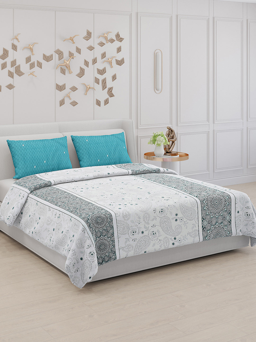 130 GSM Polyester Double Bed Bedsheet with 2 Pillow Covers