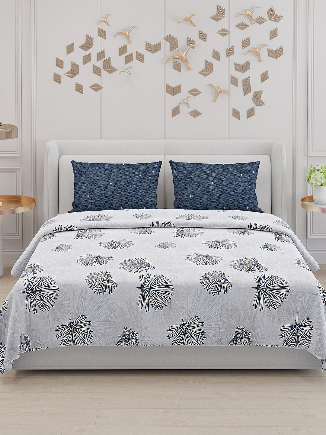 130 GSM Polyester Double Bed Bedsheet with 2 Pillow Covers