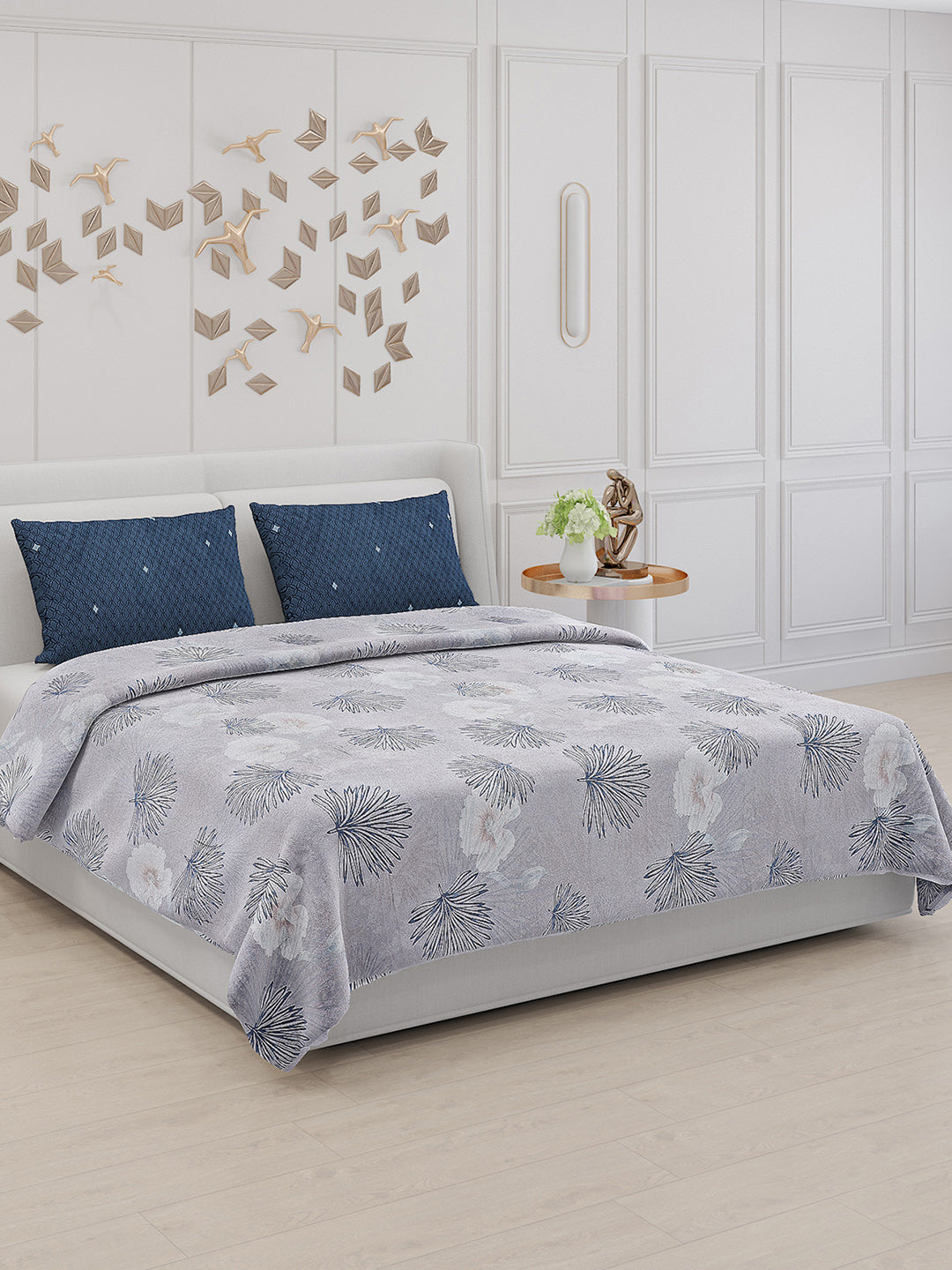 130 GSM Polyester Double Bed Bedsheet with 2 Pillow Covers