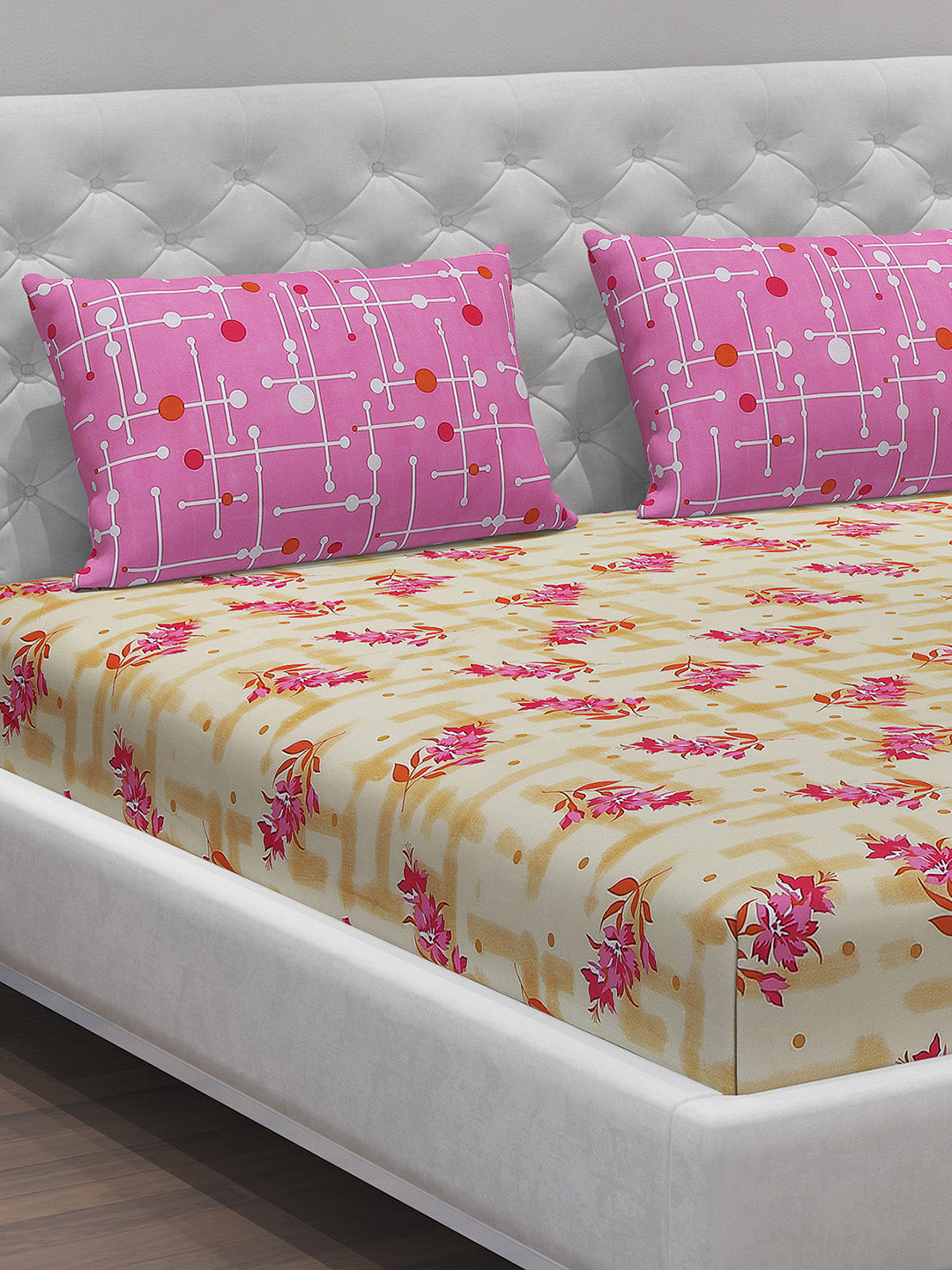 MOCA by Monte Carlo 104 TC Cotton Double Bedsheet with 2 Pillow Covers