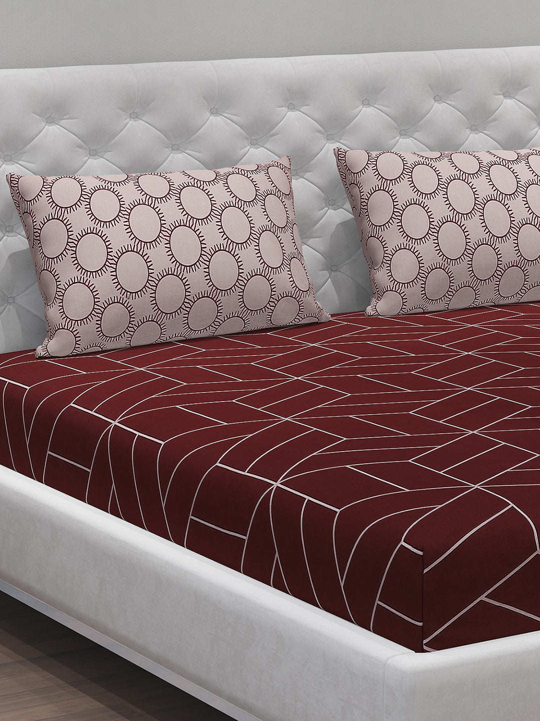 MOCA by Monte Carlo 144 TC Cotton King Bedsheet with 2 Pillow Covers