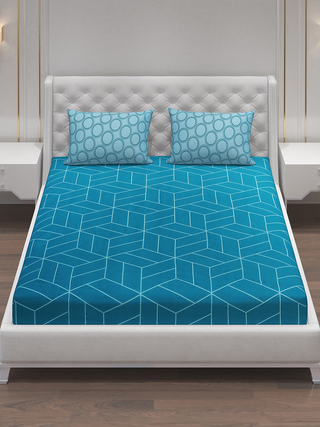 MOCA by Monte Carlo 144 TC Cotton King Bedsheet with 2 Pillow Covers