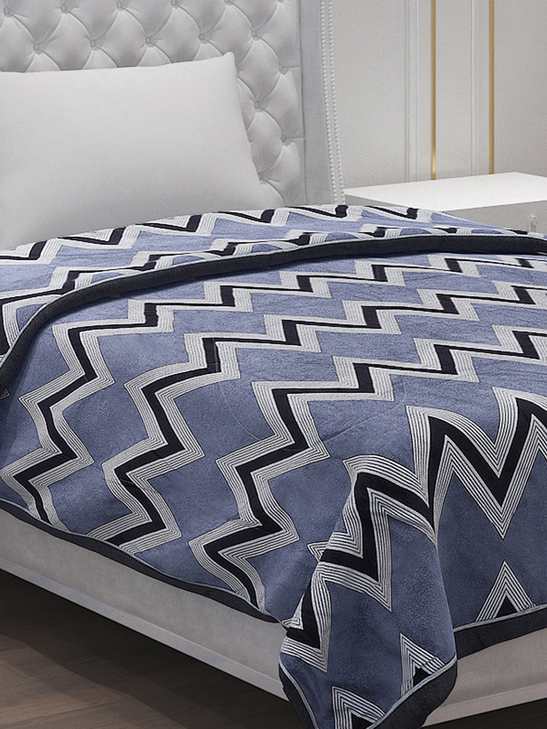 Printed 100% Polyster Single Bed Comforter for AC Room
