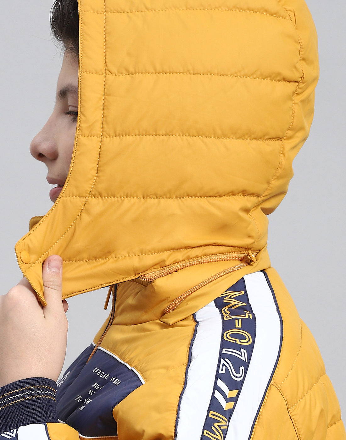 Boys Mustard Solid Hooded Full Sleeve Boys Jacket