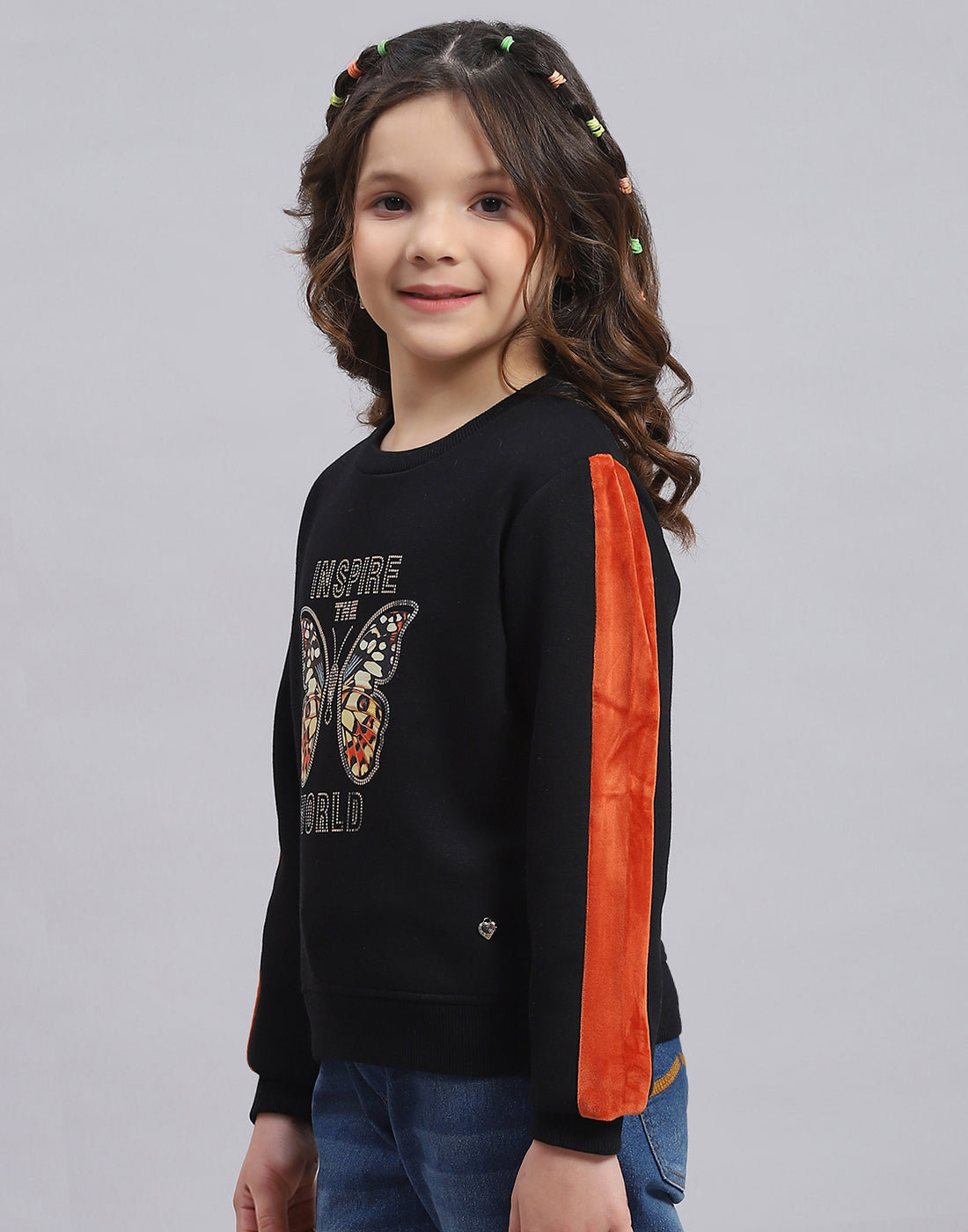 Girls Black Printed Round Neck Full Sleeve Sweatshirt
