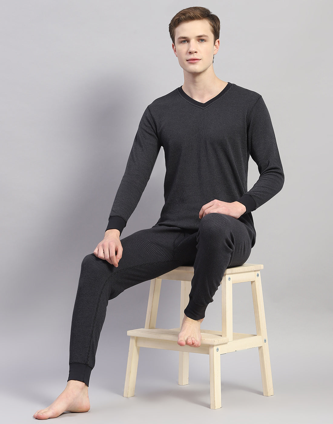 Men Black Solid Thermal Lower