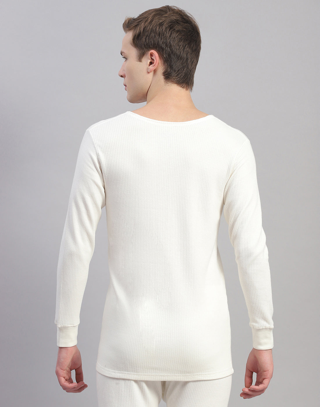 Men Off White Solid Round Neck Full Sleeve Thermal Vest