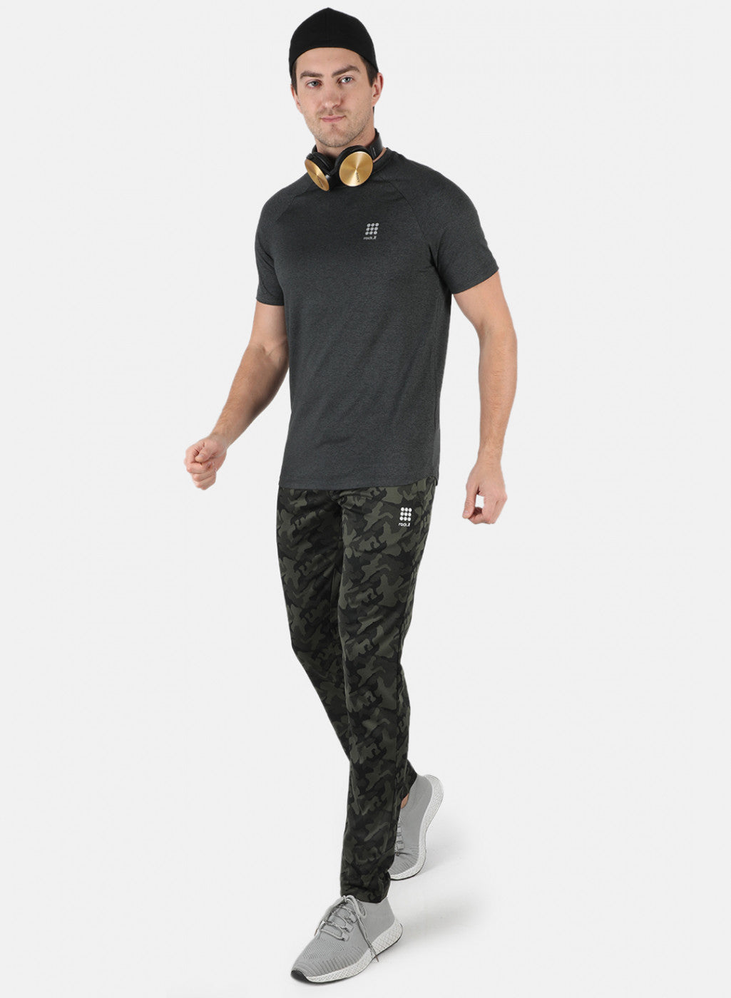 Men Olive Self Design Round Neck T-Shirt